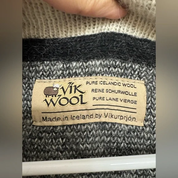 Vik Wool Icelandic Wool Sweater Nordic Zip Neck Made in Iceland - Picture 8 of 12